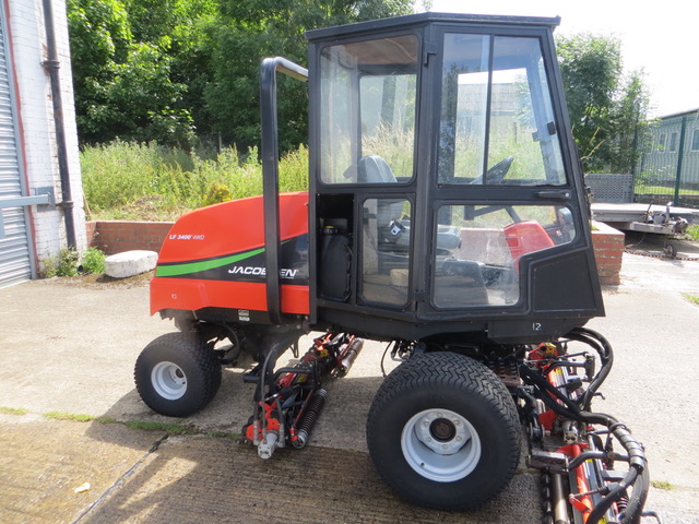 New and Used T433 Compact Tractor 2013 Groundcare Machinery, compact tractors and ride mowers for sale across England, Scotland & Wales.
